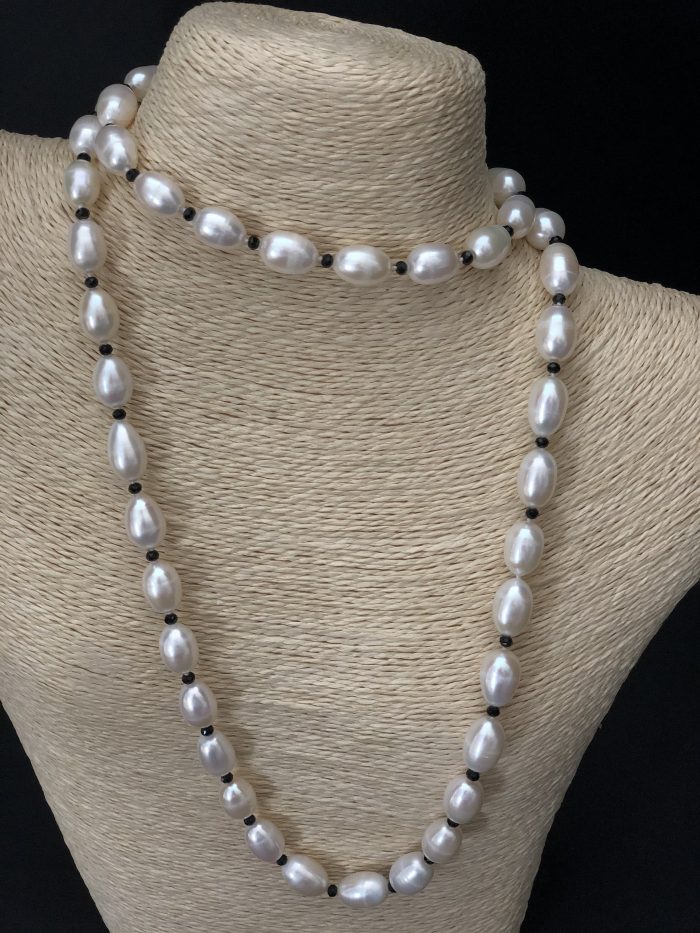 Drop-Shaped Pearl Necklace by Cashmere And Pearls