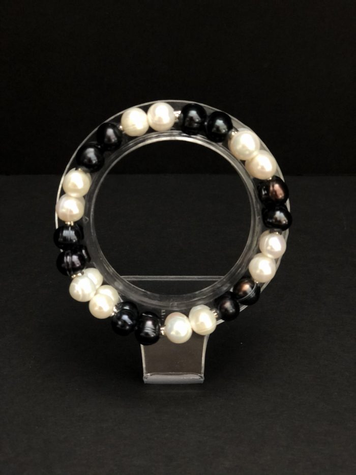 Why are pearls romantic? Cashmere and Pearls