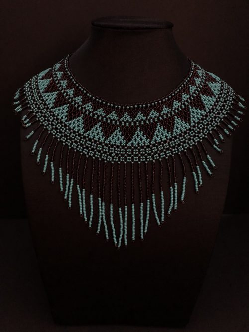 Glass beaded collar