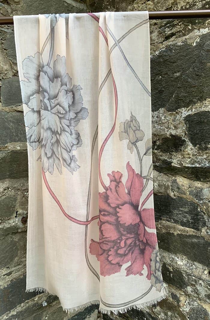 Featherweight cashmere scarf