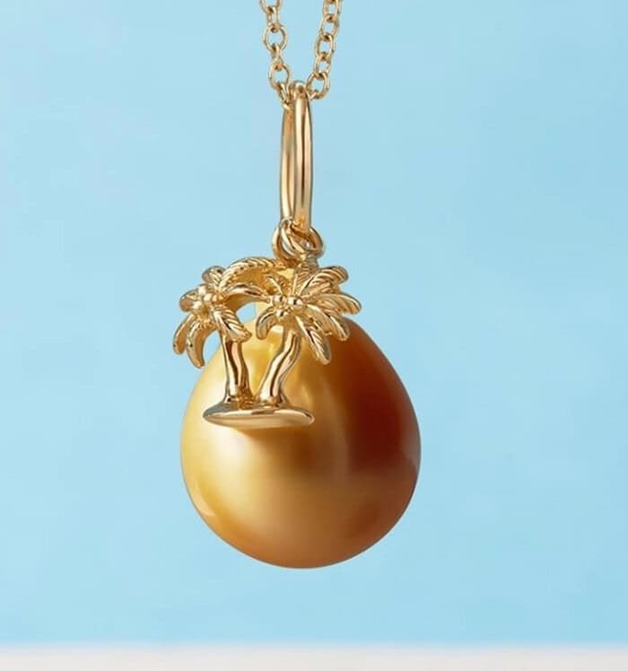 Double Palm Golden Pearl Necklace