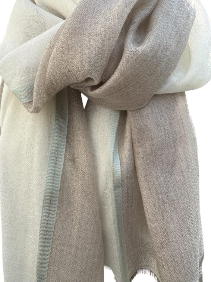 Elegant Mongolian Cashmere Scarf